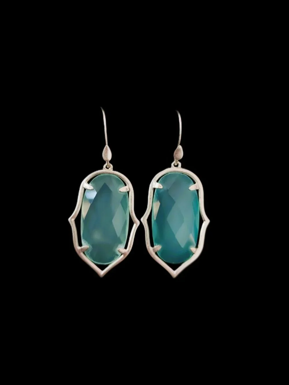 Retired Stella & Dot Amala Chandelier Earrings Mint Green Silver New On Card